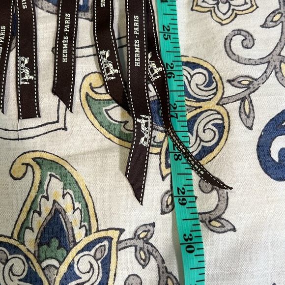 AUTHENTIC Hermes gift bags & embroidered ribbons - Picture 14 of 16